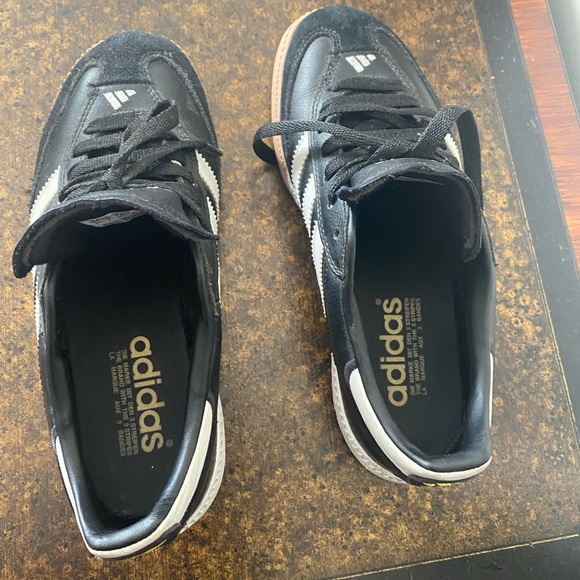 Adidas - Picture 4 of 5